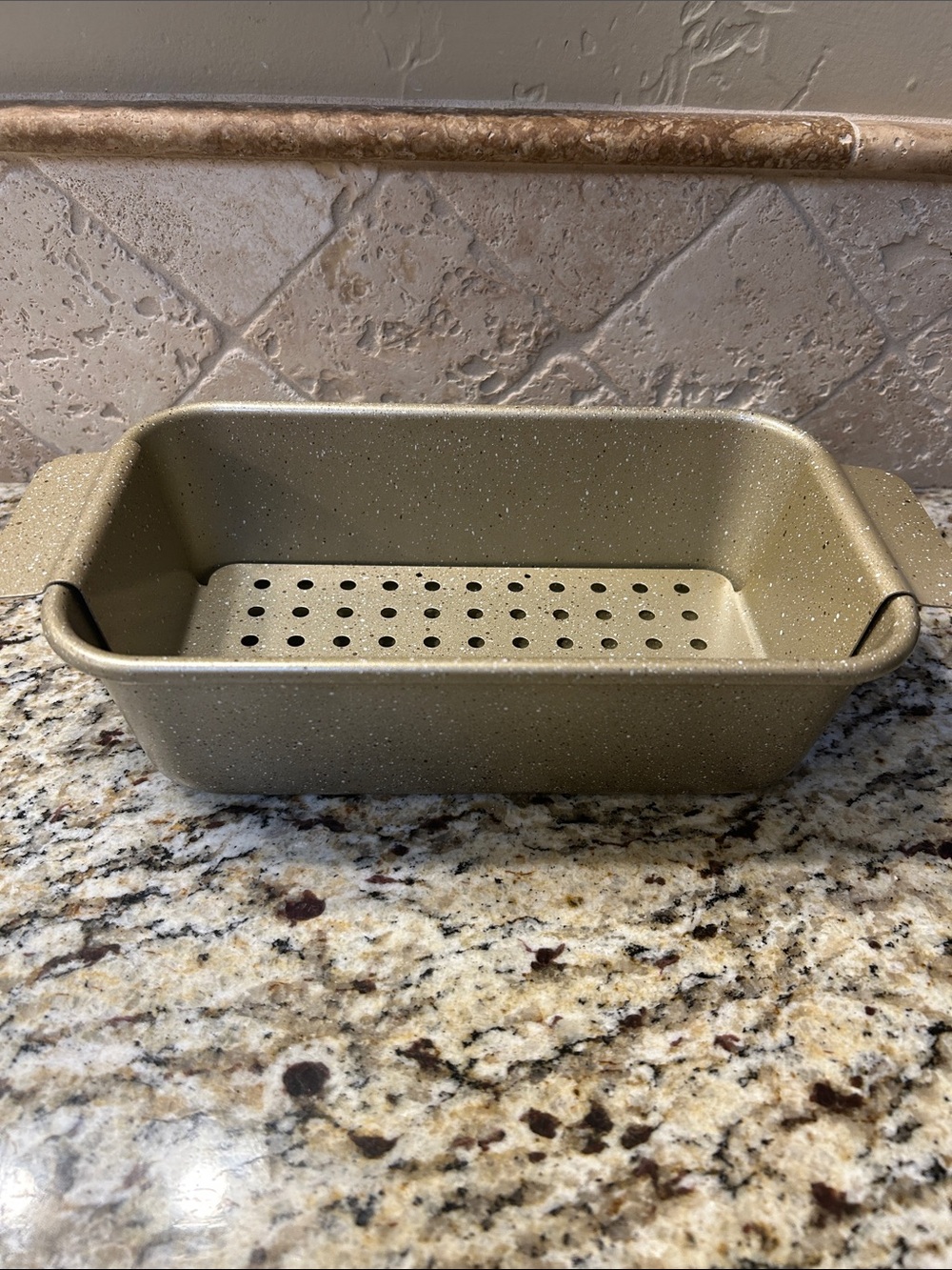 Gold Nonstick Roasting Pan with Steam-Drain Rack( Meatloaf Pan)